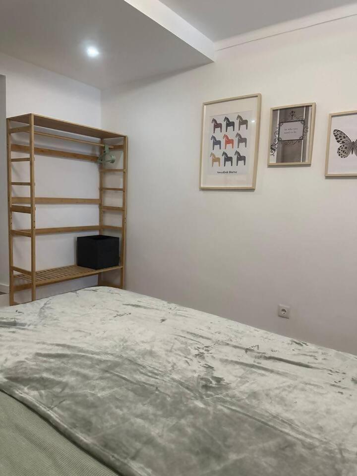 Stylish Renovated Apartment In Chiado Lisboa Εξωτερικό φωτογραφία