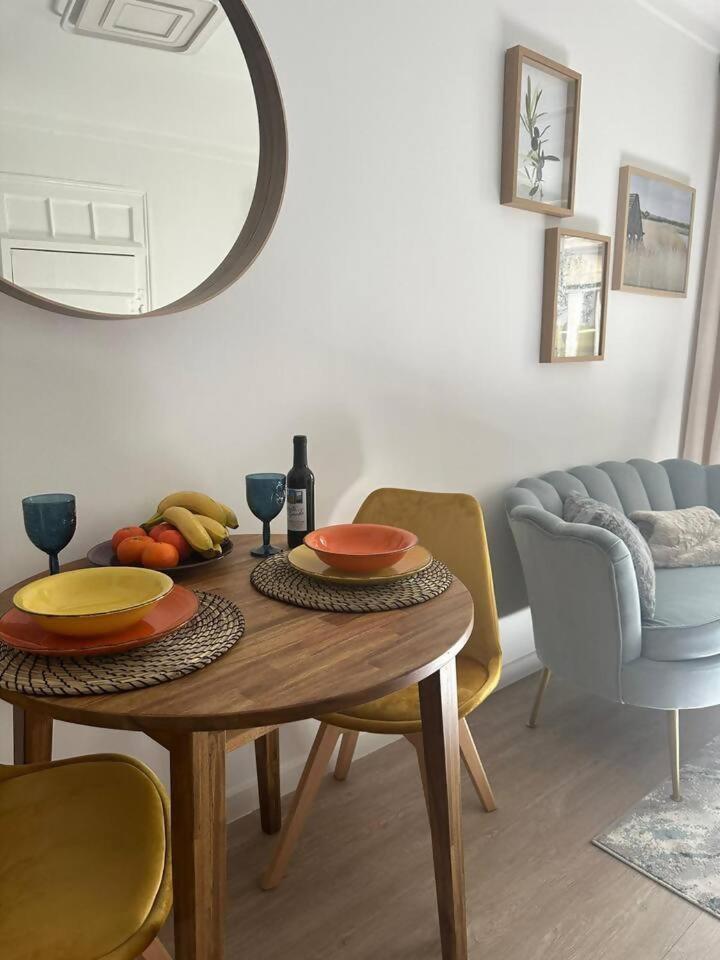 Stylish Renovated Apartment In Chiado Lisboa Εξωτερικό φωτογραφία